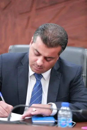 ولي العهد .. كاريزما شابة وحضور لافت