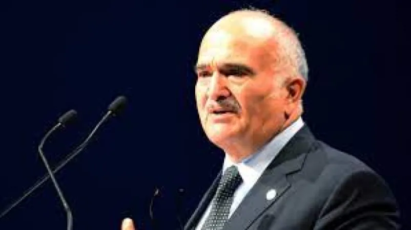 اللغة العربيّة وآفاق العالميّة