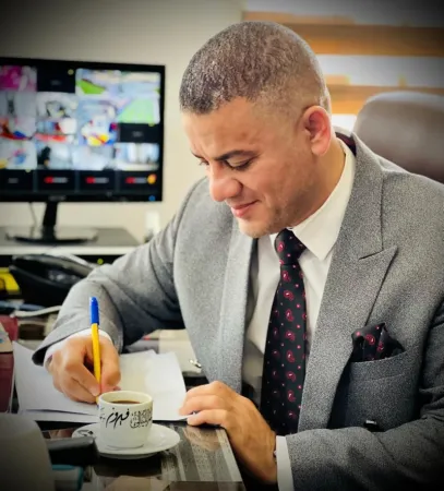 حَــكَــايـــا فِـــنــجـــان قَـــهــوَتـــي (4)  نَـــظَــرِيَّــــة الاهـــتِـــمَــام