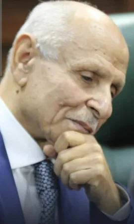 في حضرة الغباء!!