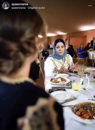 لرفيقة الدرب أم الحسين ، عاد عيدكم بالعطاء  ودامت أياديكم للخير مُمتدة ، وكل عام وأنتم بخير