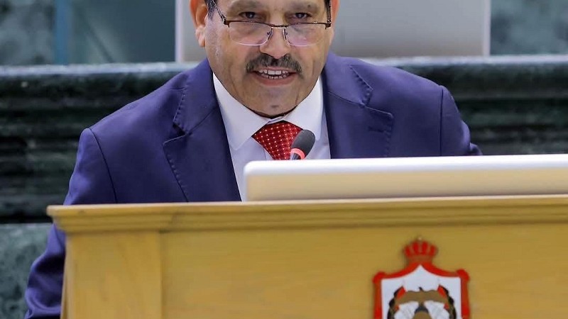 تحذير نيابي من سحب الاشتراكات… العليمات يطالب بحوار وطني حول الضمان