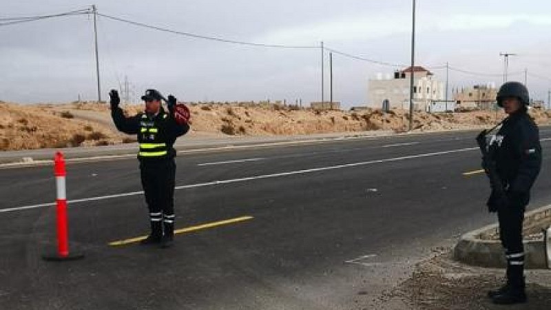ضبط مركبة تسير بسرعة 237 كم/ ساعة على طريق الزرقاء