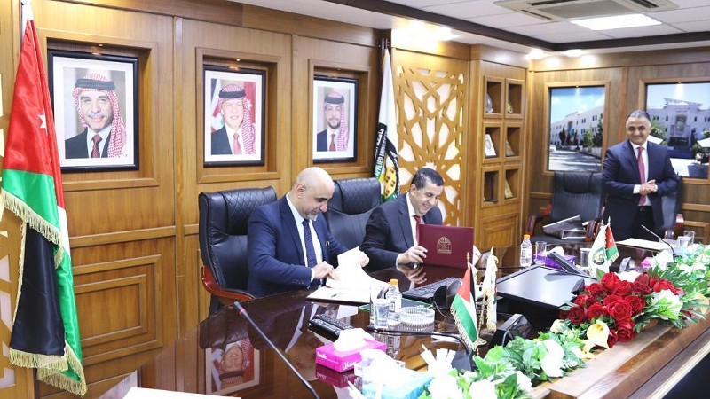 توقيع مذكرة تفاهم بين جامعة البلقاء التطبيقية والجمعية الأردنية لمكافحة المخدرات