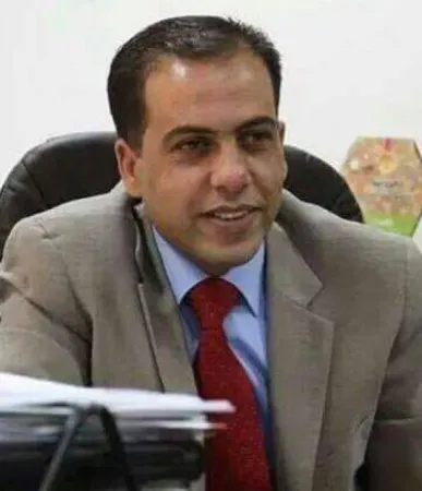 لماذا لا نكون جنودا في مكاتبنا؟