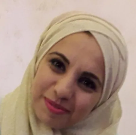 وسائل التواصل الاجتماعي تقودنا ام نقودها ..